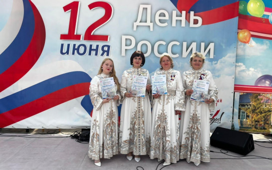  Артисты Центра культуры и досуга г.Татарска стали лауреатами I и II степени.